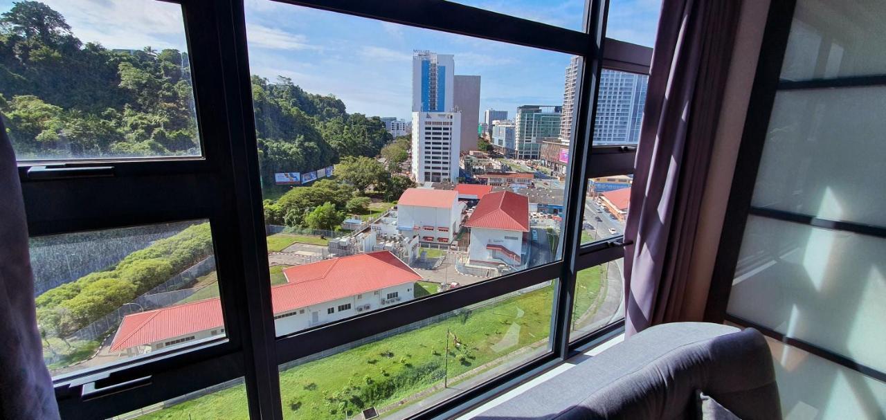Jesselton Quay By Bunga Raya Homes Kota Kinabalu Exterior photo